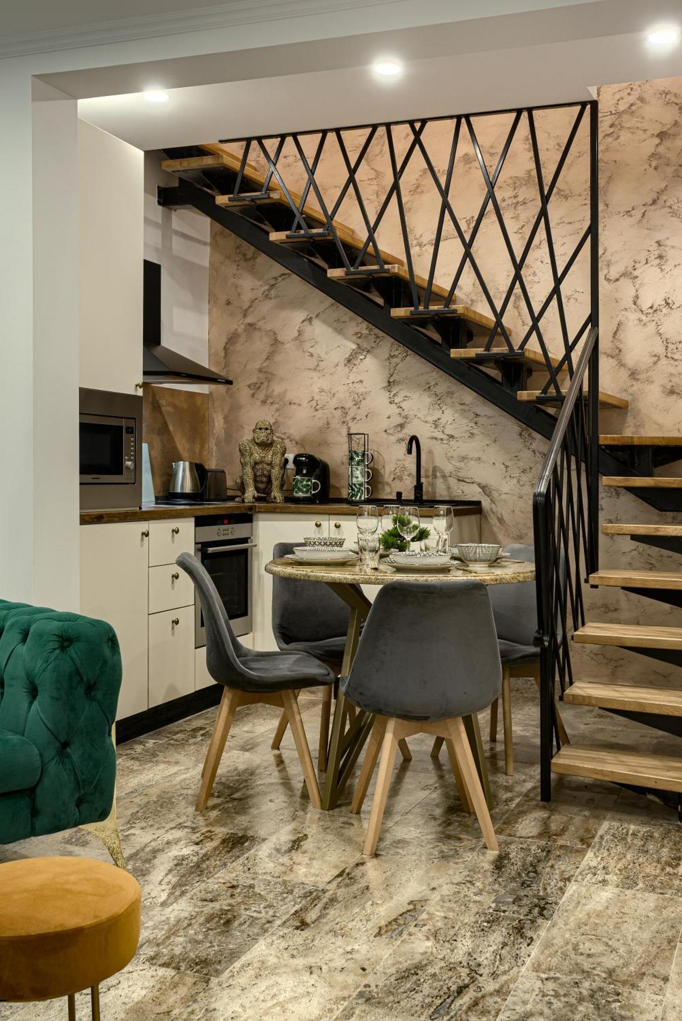 Sika Palladium Garden & Spa Central Apartment Arad Esterno foto