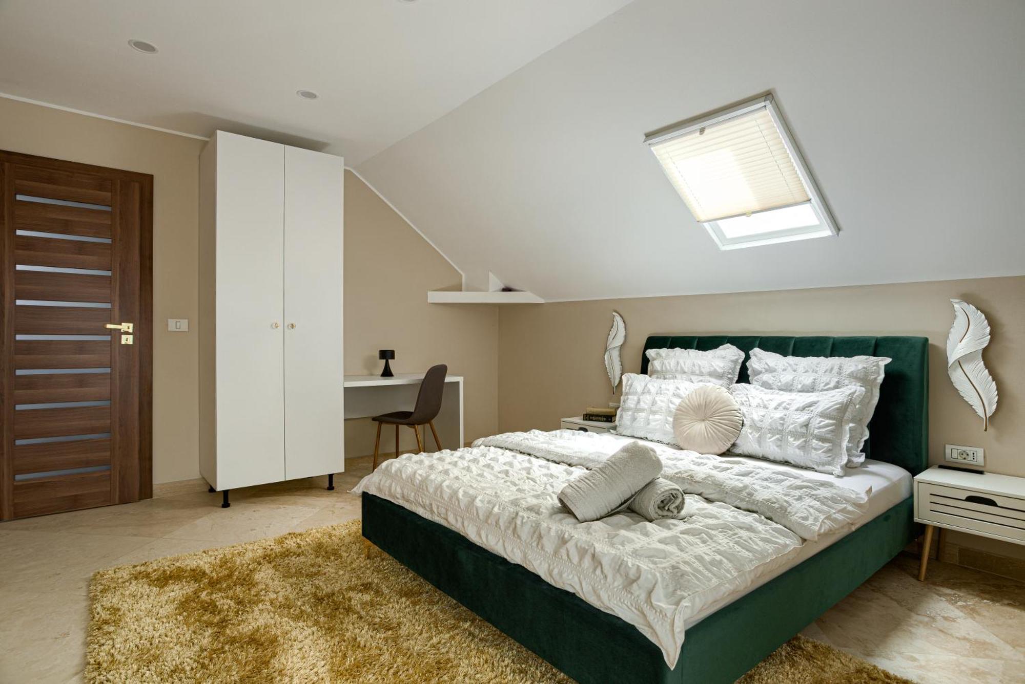 Sika Palladium Garden & Spa Central Apartment Arad Esterno foto