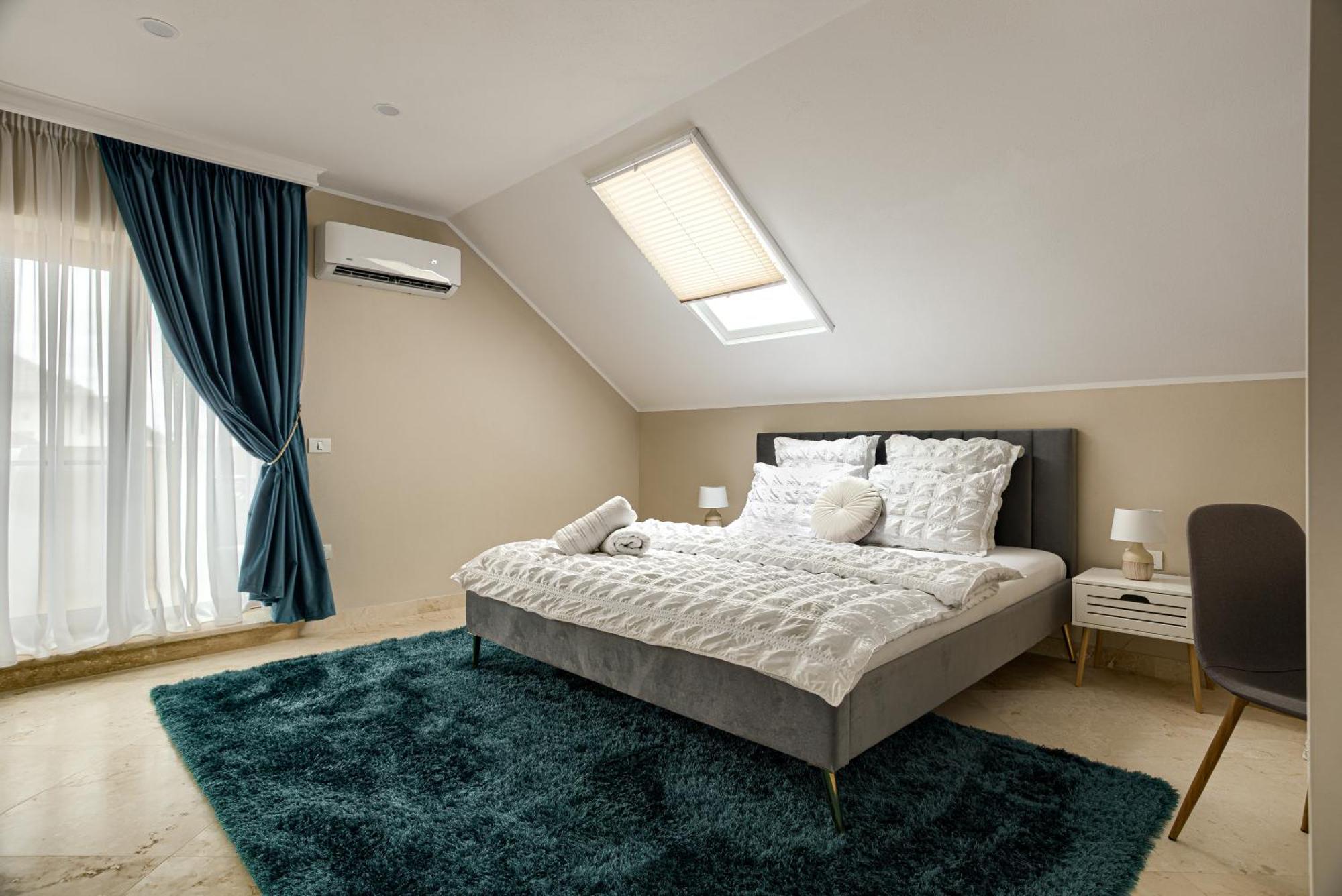 Sika Palladium Garden & Spa Central Apartment Arad Esterno foto